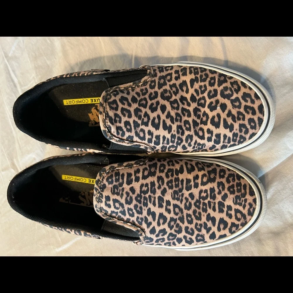 Vans - Picture 2 of 3